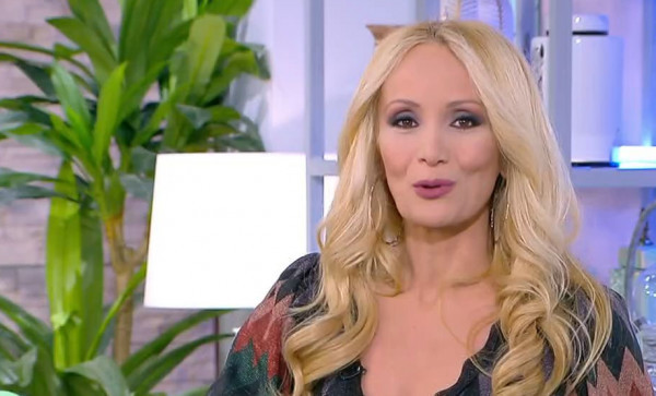 Ναταλί Κάκκαβα: «Έκρυβα το παρελθόν μου, ντρεπόμουν και φοβόμουν»