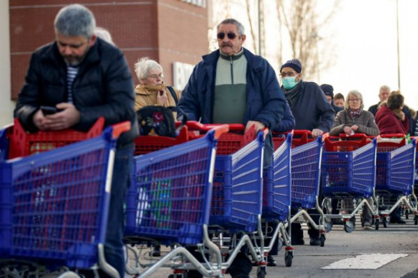 Editorial Ta Nea: Protecting our standard of living