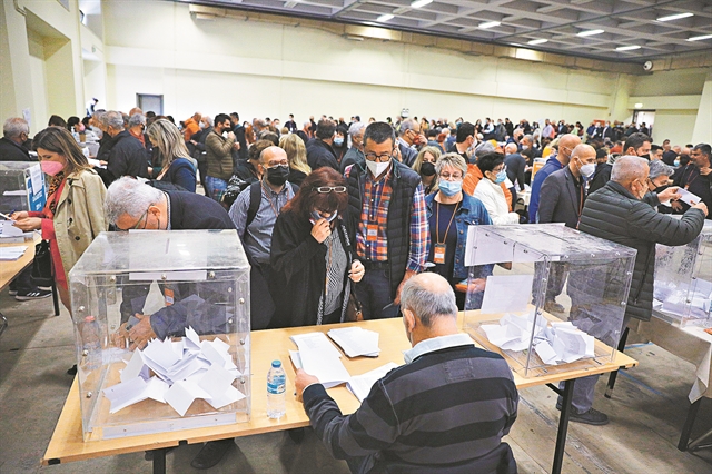 Μπρα ντε φερ στον ΣΥΡΙΖΑ και παρασκήνιο για την Κεντρική Επιτροπή