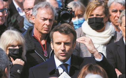 Γαλλία: Η «καυτή ανάσα» της Μαρίν Λεπέν