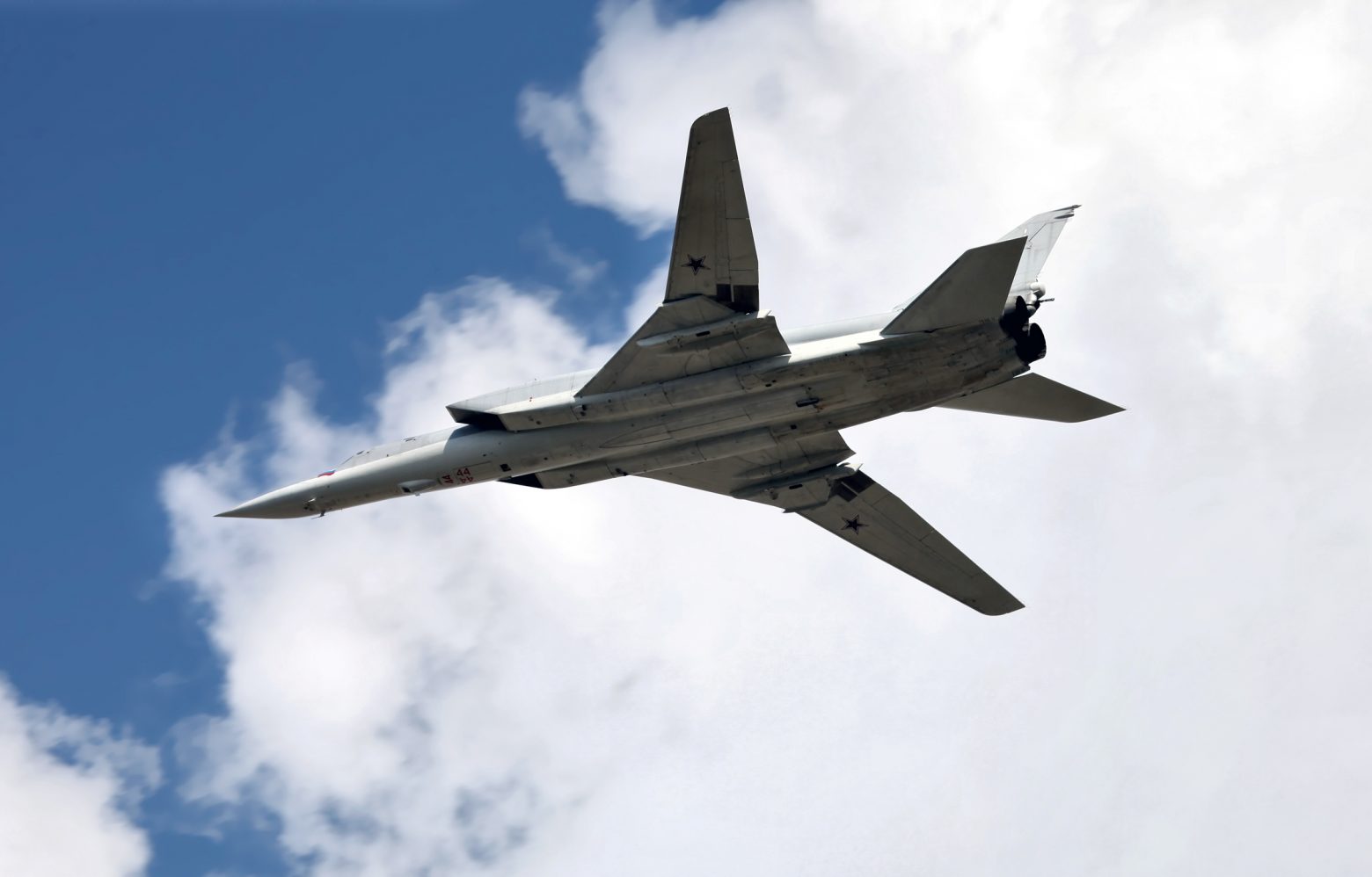 Ουκρανία: Η Ρωσία φέρεται να σήκωσε στρατηγικά βομβαρδιστικά κατά της Μαριούπολης
