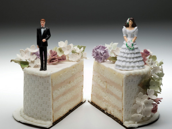 Διαζύγια: Δικηγόρος αποκαλύπτει τα 5 επαγγέλματα με τις μεγαλύτερες πιθανότητες χωρισμού