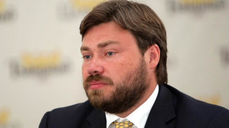 Ουκρανία: Ο ολιγάρχης «φερέφωνο» του Πούτιν λέει ότι η Ρωσία διεξάγει «ιερό πόλεμο» κατά σατανιστών