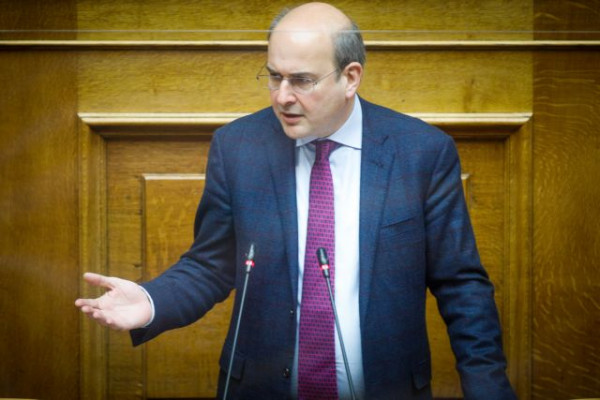 Υπουργείο Εργασίας: «Τα fake news του ΣΥΡΙΖΑ οδηγούν σε αυτογελοιοποίηση»