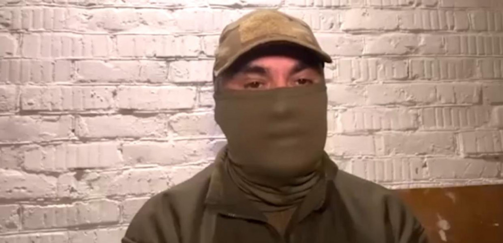 Ομιλία Ζελένσκι στη Βουλή: Μέλος του Τάγματος Αζόφ και ο μασκοφόρος «Αναστάσιος»