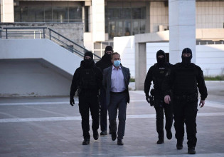 Λιγνάδης: Συνεχίζεται η δίκη του πρώην καλλιτεχνικού διευθυντή του Εθνικού Θεάτρου