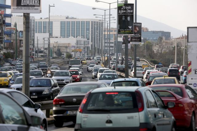 Η κίνηση στους δρόμους: Ταλαιπωρία στους δρόμους του Λεκανοπεδίου - Πού εντοπίζονται τα μεγαλύτερα προβλήματα [Χάρτης]