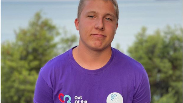 Από τη Ναύπακτο στο Χάρβαρντ, με πλήρη υποτροφία, διαβάζοντας μόνος στο σπίτι