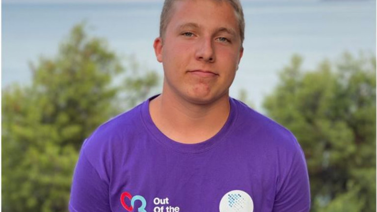 Από τη Ναύπακτο στο Χάρβαρντ, με πλήρη υποτροφία, διαβάζοντας μόνος στο σπίτι