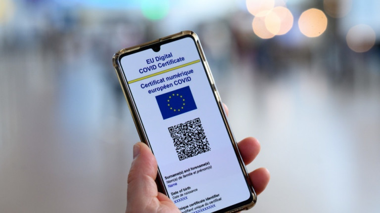 Κοροναϊός: Εισηγήσεις για την κατάργηση της μάσκας και του πιστοποιητικού εμβολιασμού