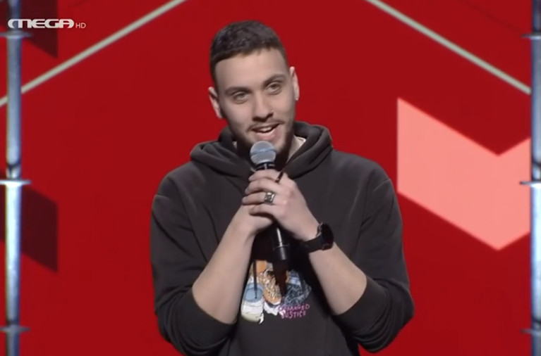 X Factor: «Τρελάθηκε» ο Χρήστος Μάστορας με το t-shirt του Γιάννη Παπαπέτρου