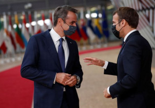 Εκλογές στη Γαλλία: Συγχαρητήρια Μητσοτάκη σε Μακρόν