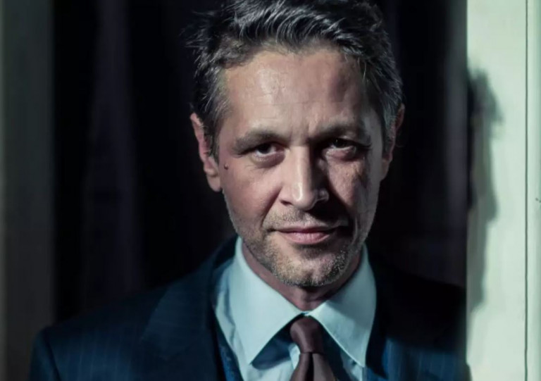 «Ευσέβιος και Φλορεστάν»: Ο Αιμίλιος Χειλάκης υποδύεται στον σπουδαίο Σούμαν στο Μέγαρο Μουσικής