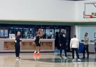 Ο φόβος και ο τρόμος των Μπουλς: Τα 15/15 τρίποντα του Γιάννη