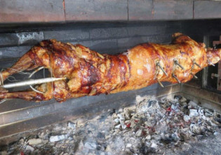 Οι διατροφικές παγίδες του πασχαλινού τραπεζιού