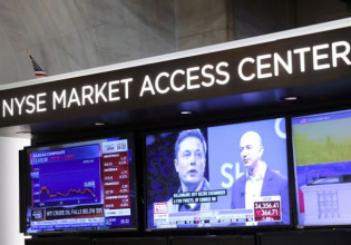 Μπέζος κατά Μασκ για Twitter: «Μήπως η Κίνα μόλις κέρδισε λίγη επιρροή;»