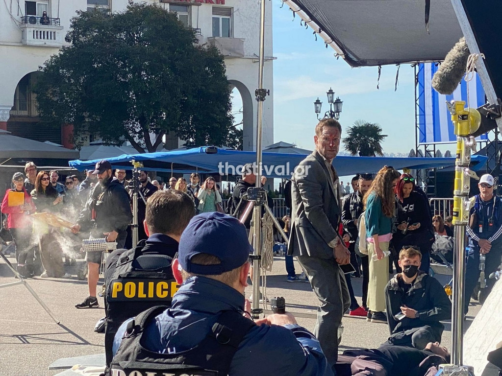 Απόπειρα δολοφονίας με άρωμα Χόλιγουντ στην Πλατεία Αριστοτέλους για χάρη του «The Bricklayer»