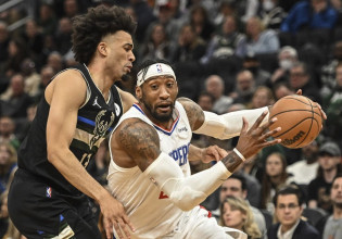 Μπακς-Κλίπερς 119-153