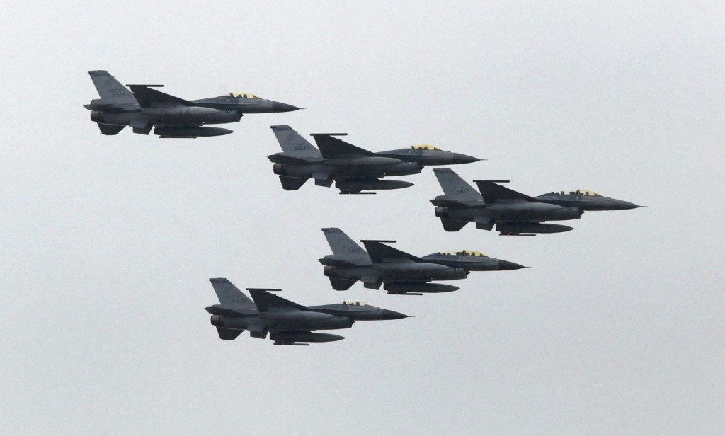 ΗΠΑ: Ενέκριναν την πώληση 8 F-16 στη Βουλγαρία – Θα μεταφερθούν τα MiG στην Ουκρανία;