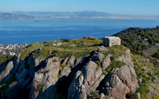 Παλαιοχώρα Αίγινας: Ο άγνωστος Μυστράς του Σαρωνικού με τις 365 εκκλησίες