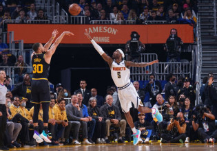 NBA: Στα ημιτελικά με σούπερ Κάρι οι Γουόριορς, τελείωσαν τη σειρά με τους Νάγκετς