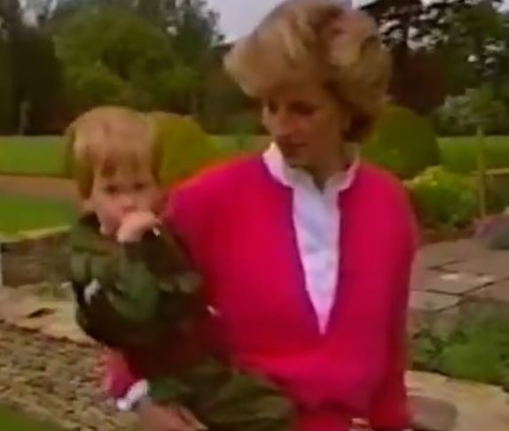 Πριγκίπισσα Νταϊάνα: To άγνωστο βίντεο του 1986 - Οι ανέμελες στιγμές με τους γιους της