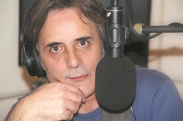 Κώστας Φασουλάς: «Θεωρώ την ανθρώπινη συγκίνηση πολιτική πράξη»