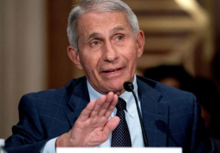 Προειδοποίηση Φάουτσι: Η πανδημία δεν έχει τελειώσει