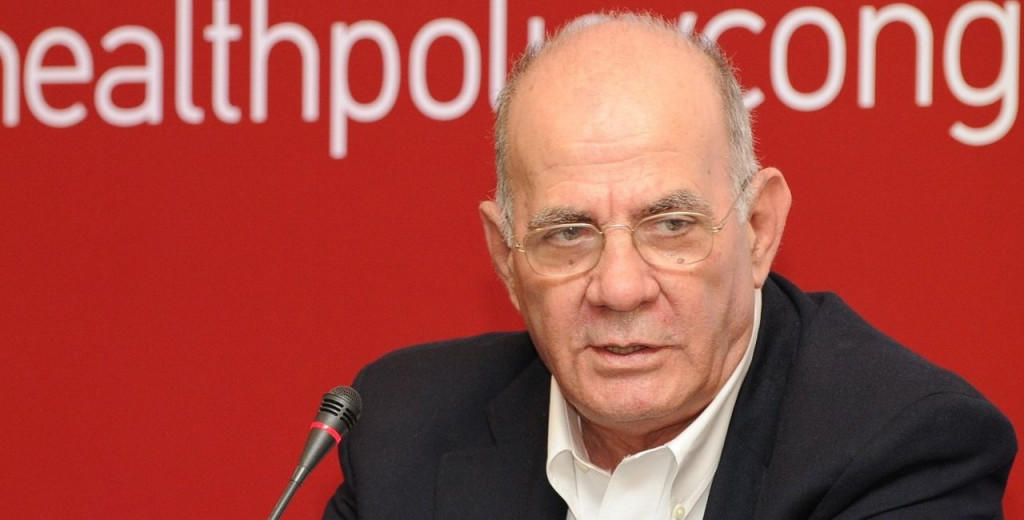 Γιάννης Κυριόπουλος: Πέθανε ο καθηγητής – Ήταν διασωληνωμένος στη ΜΕΘ με κοροναϊό