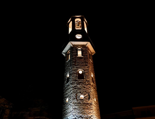 Γρεβενά: Φως στο εμβληματικό Ρολόι