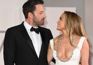 Τζένιφερ Λόπεζ – Μπεν Άφλεκ: Αρραβωνιάστηκαν ξανά – Δείτε το εντυπωσιακό μονόπετρο