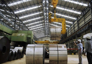 ΕΛΣΤΑΤ: Άλμα 27,2% στις τιμές εισαγωγών τον Φεβρουάριο