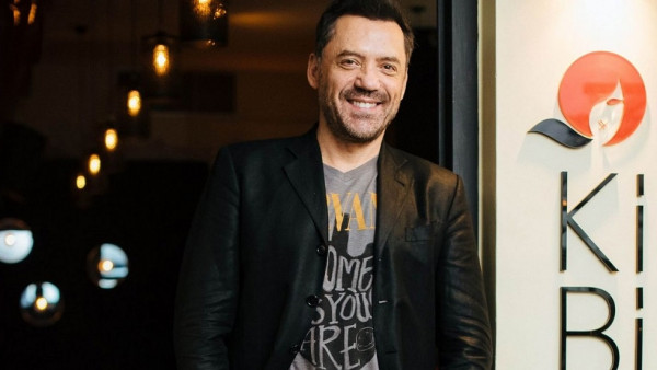 Θάνος Καλλίρης: Η εξομολόγηση για την πιο δύσκολη στιγμή της ζωής του