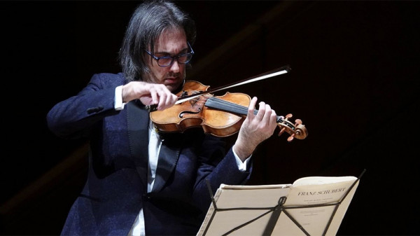 Μια συναυλία και… τα μηνύματα μετά μουσικής