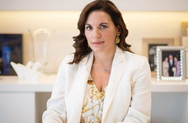 Όλγα Κεφαλογιάννη: «Όταν γεννήθηκαν τα παιδιά μου ήταν σαν να άρχισε ξανά και η δίκη μου ζωή»