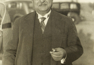 Ιωάννης Μεταξάς: Ο υπέρμαχος της δημοτικής