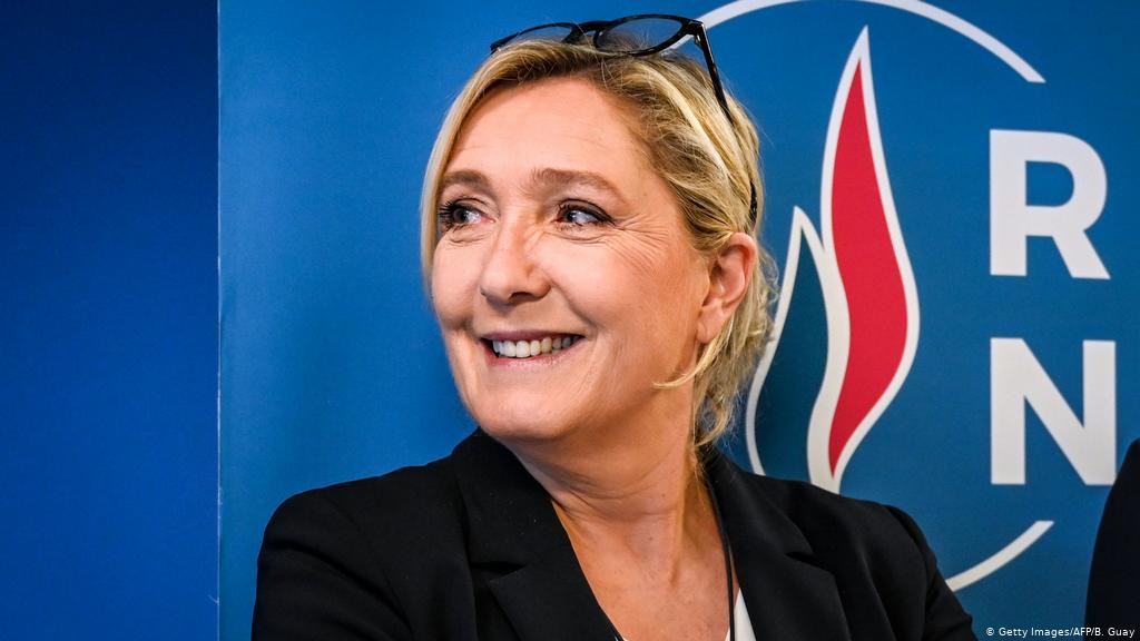 Εκλογές Γαλλία: Η Μαρίν Λεπέν και πρώην ευρωβουλευτές του κόμματός της κατηγορούνται για υπεξαίρεση