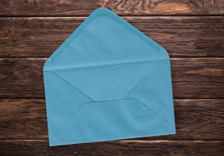 ΟΠΕΚΕΠΕ: Λήξη συναγερμού για τον ύποπτο φάκελο – Θα παραδοθεί στον ΕΟΔΥ