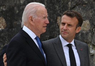 Εκλογές στη Γαλλία: Ο Μπάιντεν συνεχάρη τον Μακρόν – Συμφώνησαν να συνεχίσουν τη συνεργασία τους για την Ουκρανία