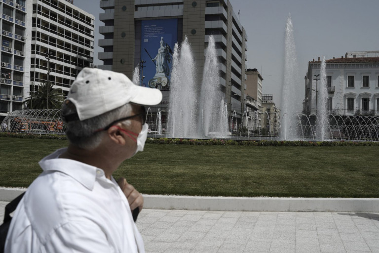 Κοροναϊός: Πού εντοπίζονται τα 7.365 νέα κρούσματα – Ο χάρτης της διασποράς