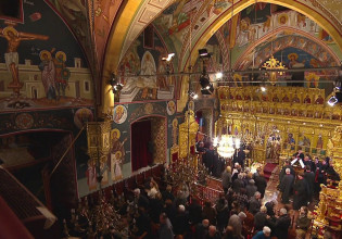 Κοροναϊός: Ανησυχία για την έξαρση της πανδημίας το Πάσχα – «Δεν είναι απλή γρίπη» λένε οι ειδικοί