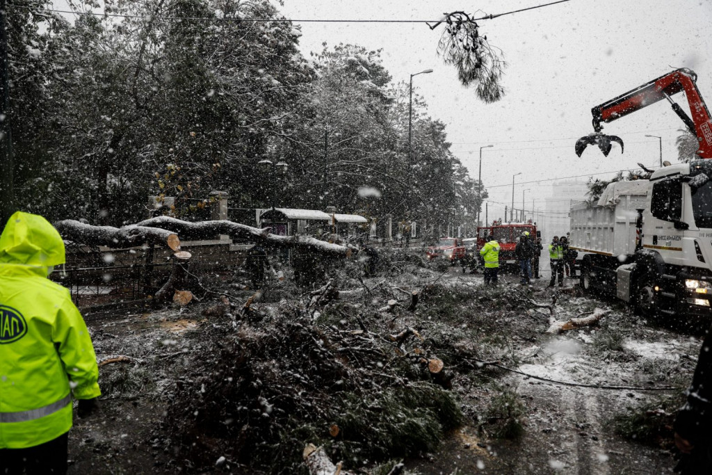 ΠΕΔΑ: Ενισχύσεις σε δήμους για την αντιμετώπιση φυσικών καταστροφών