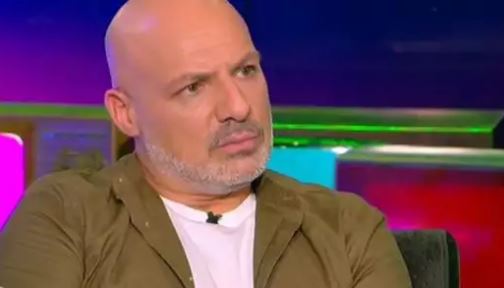 Ο Νίκος Μουτσινάς για την υιοθεσία: «Περνάς ειδική εκπαίδευση, τύπου σχολή γονέων»