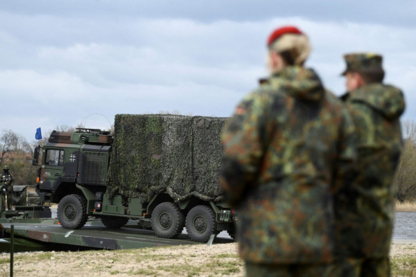 Ουκρανία: Οι χώρες μέλη του NATO επεξεργάζονται σχέδια για την ανάπτυξη μόνιμης στρατιωτικής παρουσίας στα εξωτερικά σύνορα της συμμαχίας