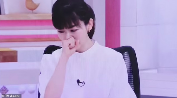 Πόλεμος στην Ουκρανία: Λύγισε στον αέρα δημοσιογράφος όταν αναφέρθηκε στην Μπούτσα