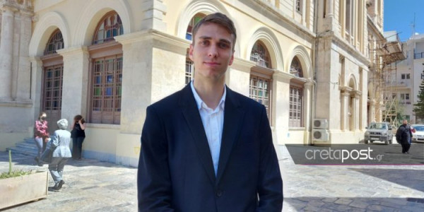 Κρήτη: Ο Ουκρανός φοιτητής που διάβασε το Ευαγγέλιο στη γλώσσα του και συγκίνησε