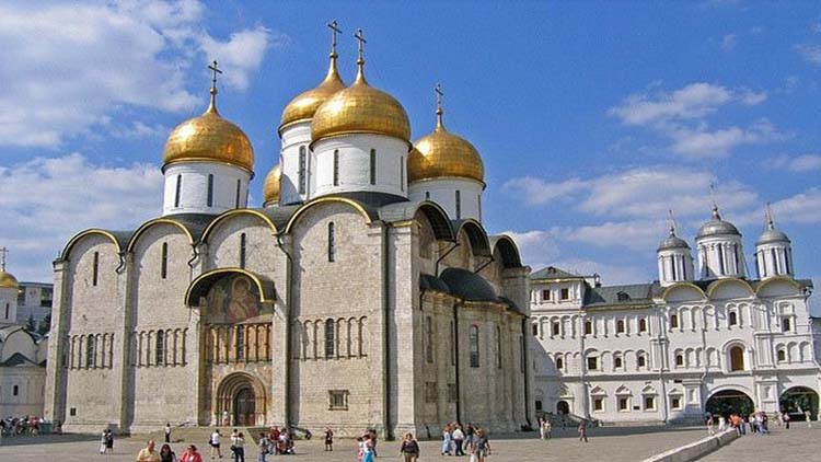 Πόλεμος στην Ουκρανία: Πώς διχάζει τον ορθόδοξο χριστιανικό κόσμο