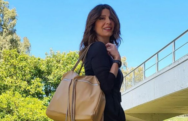 Πόπη Τσαπανίδου: Έχει γενέθλια και τα γιορτάζει με μία φωτογραφία από το παρελθόν