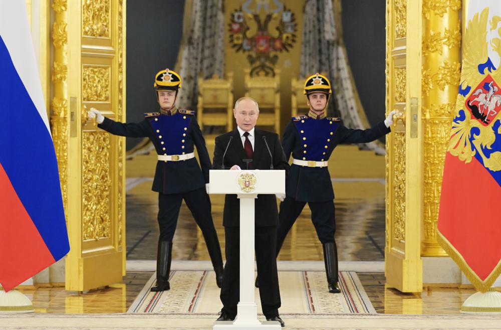 Πούτιν: «Οι μέρες του μπορεί να είναι μετρημένες» - Θα κρατηθεί στην εξουσία αν ο πόλεμος παραταθεί;