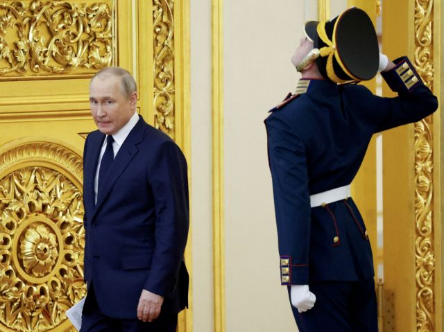 Ρωσία: Οι πέντε θεωρίες συνωμοσίας που ο Πούτιν συνεχίζει να «τρέφει»